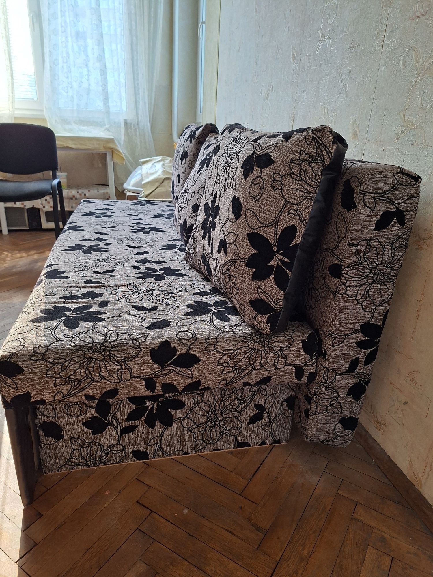Диван разтегателен шир.87 дъл.186 см