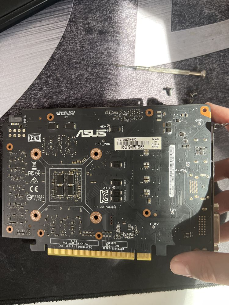 Nvidia Geforce GTX 1660 TI (с проблем)