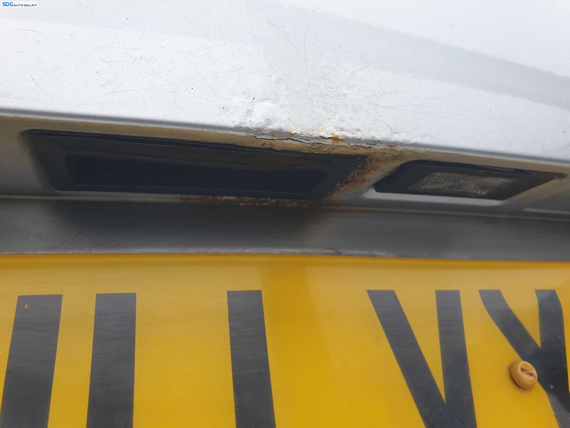 Haion Hayon Capota Portbagaj Dezechipat cu Luneta Geam Sticla cu Inceput Rugina Volkswagen Passat B7 Break Combi 2010 - 2015 Culoare LA7W [K3744]