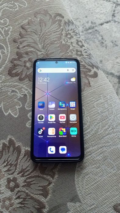 Продам телефон xiaomi note 11 память 64 Гб