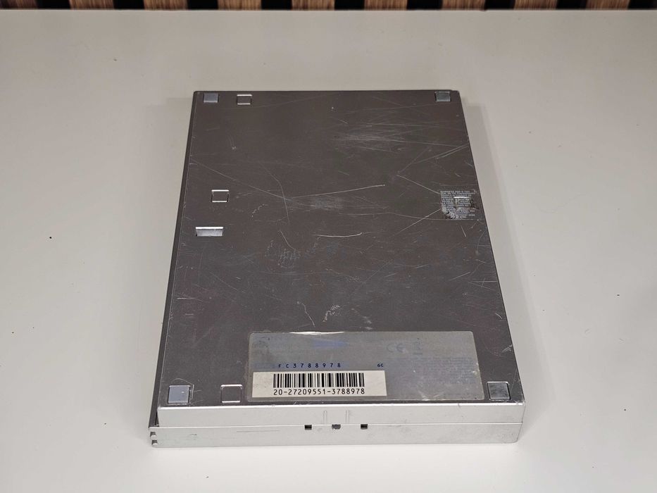 Consola Sony PS2 Slim editie limitata gri