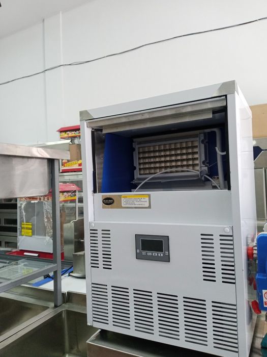 Льдогенератор Aristarco CP 25.6 (Италия)