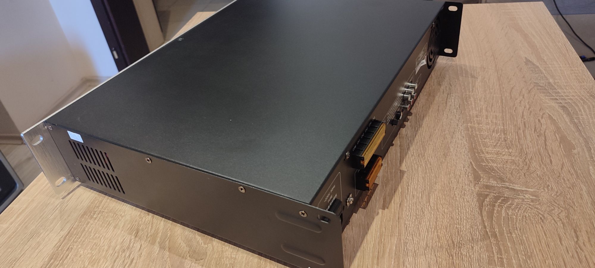 Чисто Нов Аудио Усилвател MQ-1120U BLUETOOTH,120W