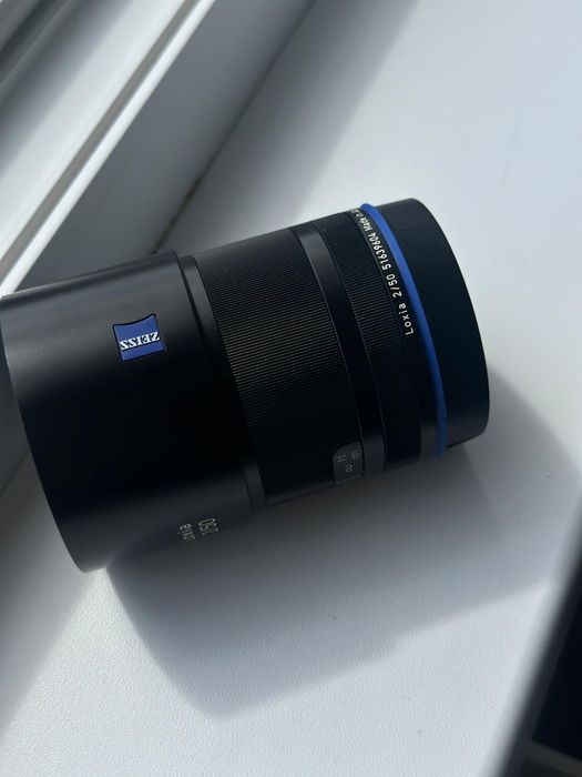 Zeiss loxia 50mm f2 Sony FE mount