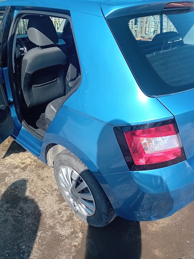 Продавам skoda/шкода/ fabia