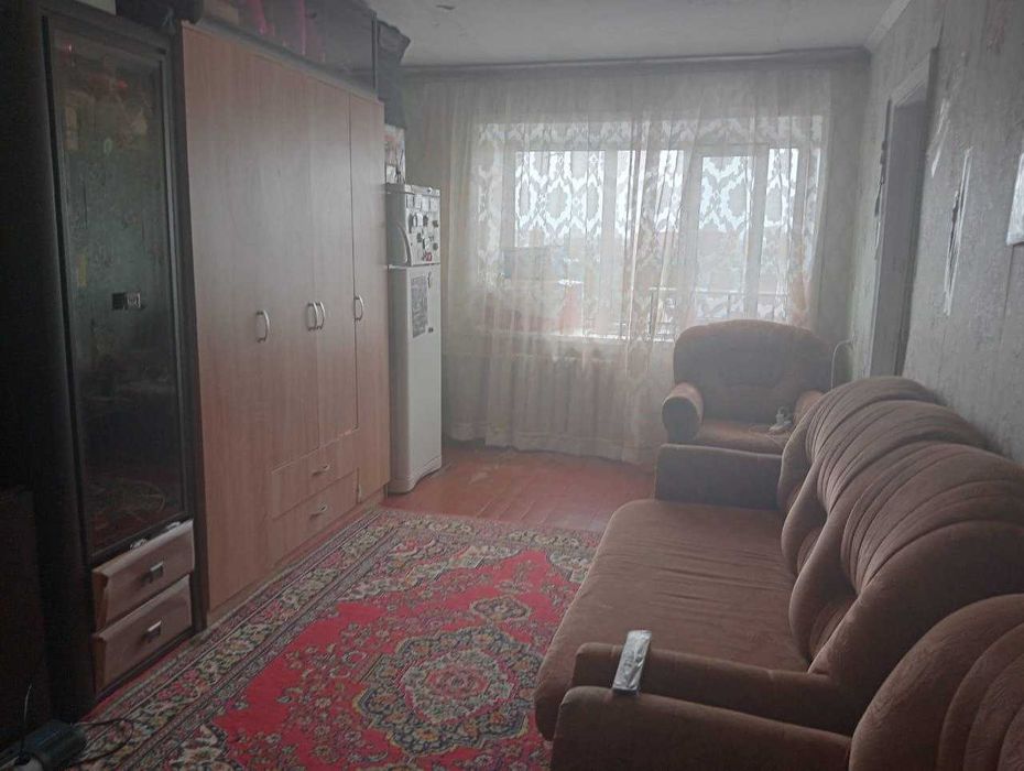 продается 3 комнатная квартира