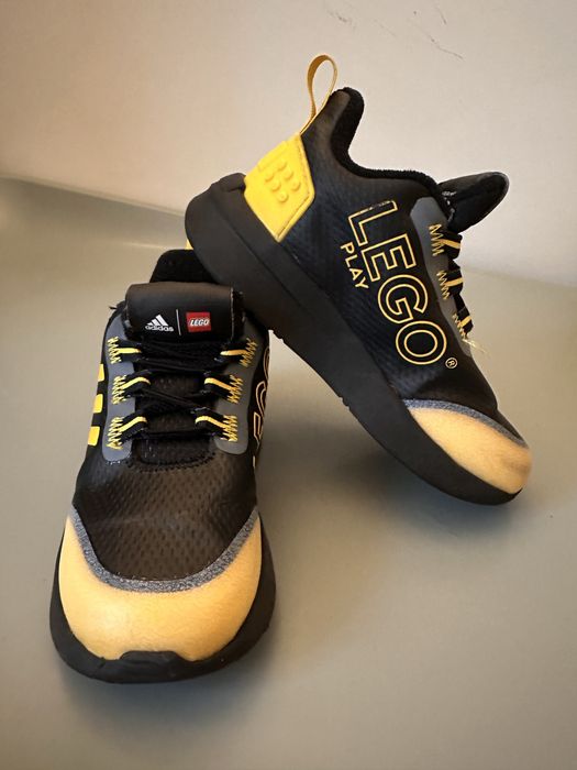 Adidas маратонки колаборация с LEGO, номер 24