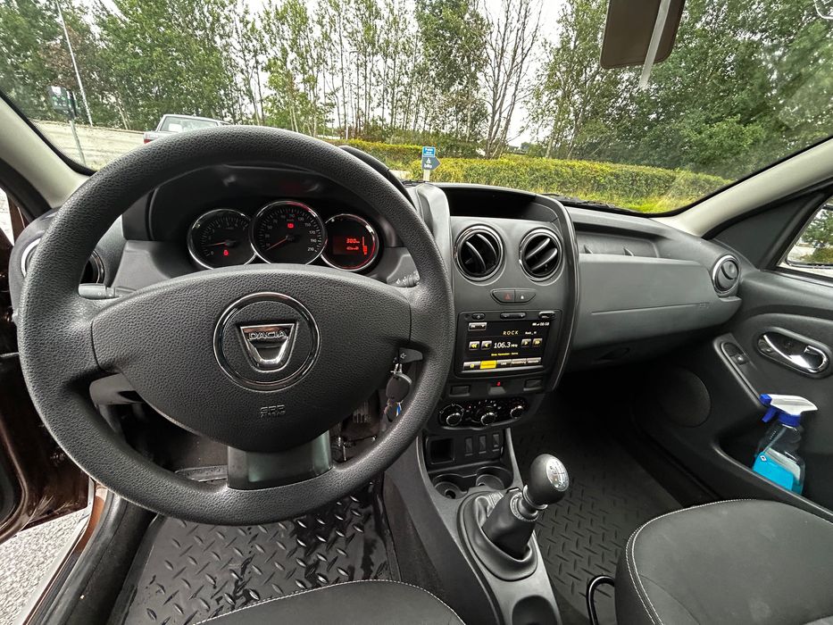 Dacia Duster 1.5- dCi 109CP 2014/04. Stare foarte buna -119.000km.