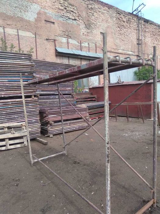 Продам  Бу фасадные строительные леса