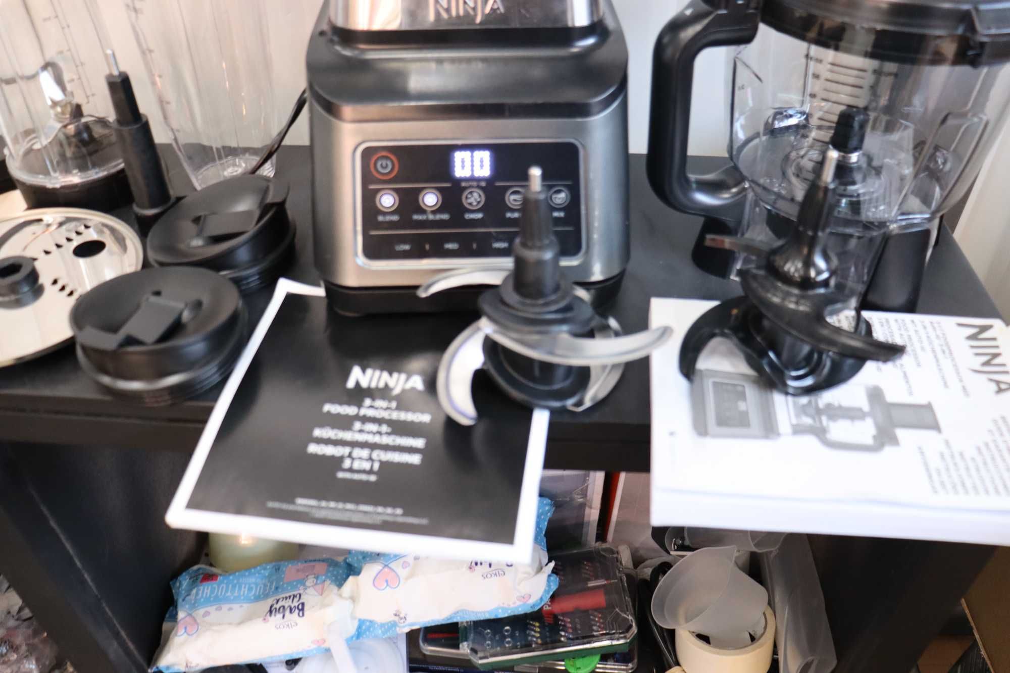 Кухненски робот и блендер Ninja 3 в 1, 1.8L купа, кана , чаша, 1200W