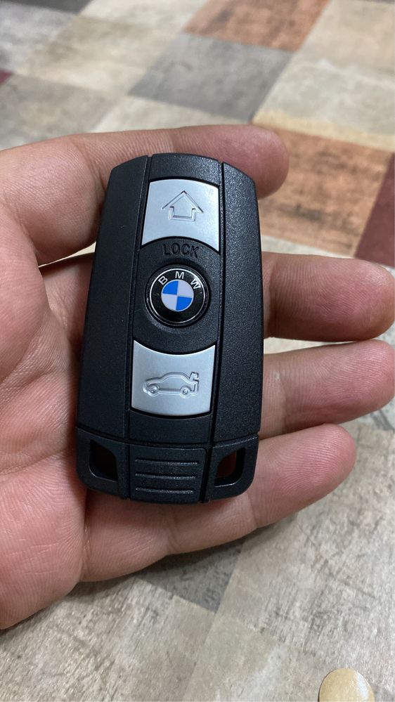 Copiere programare cheie originala si frezare lamela chei Bmw