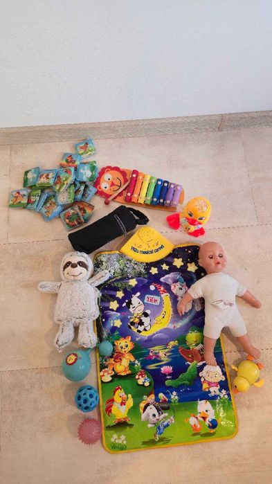 лот бебешки играчки