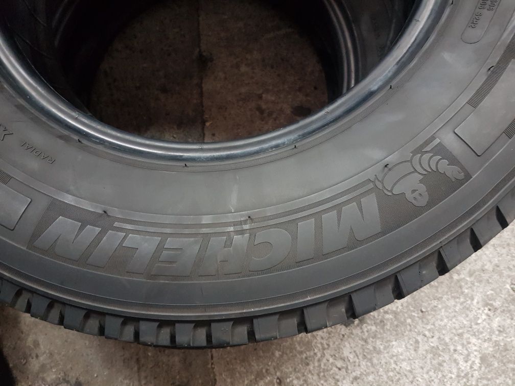 Michelin 225/75 R16 C 116Q M+S