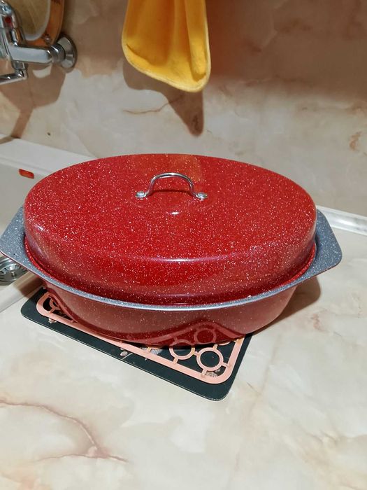 Тава с капак нова!