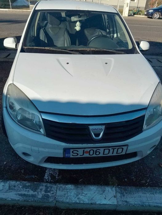 Dacia sandero 2011