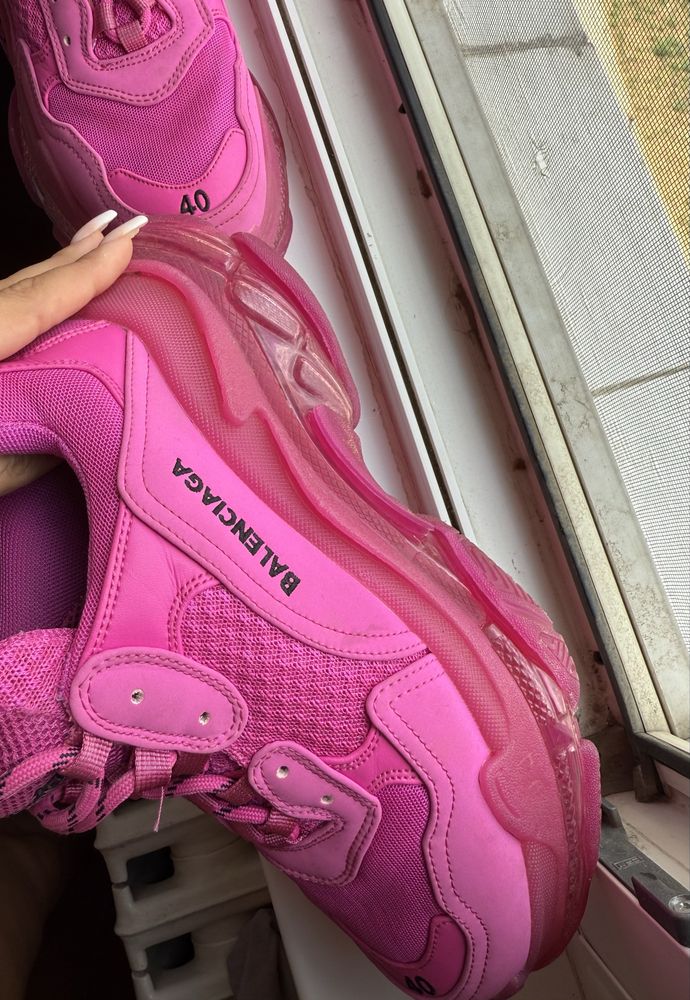 Balenciaga triple s розови