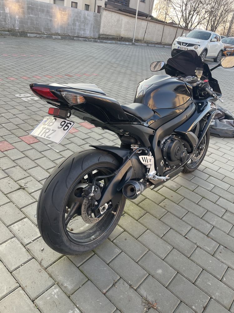Suzuki GSX-R 750