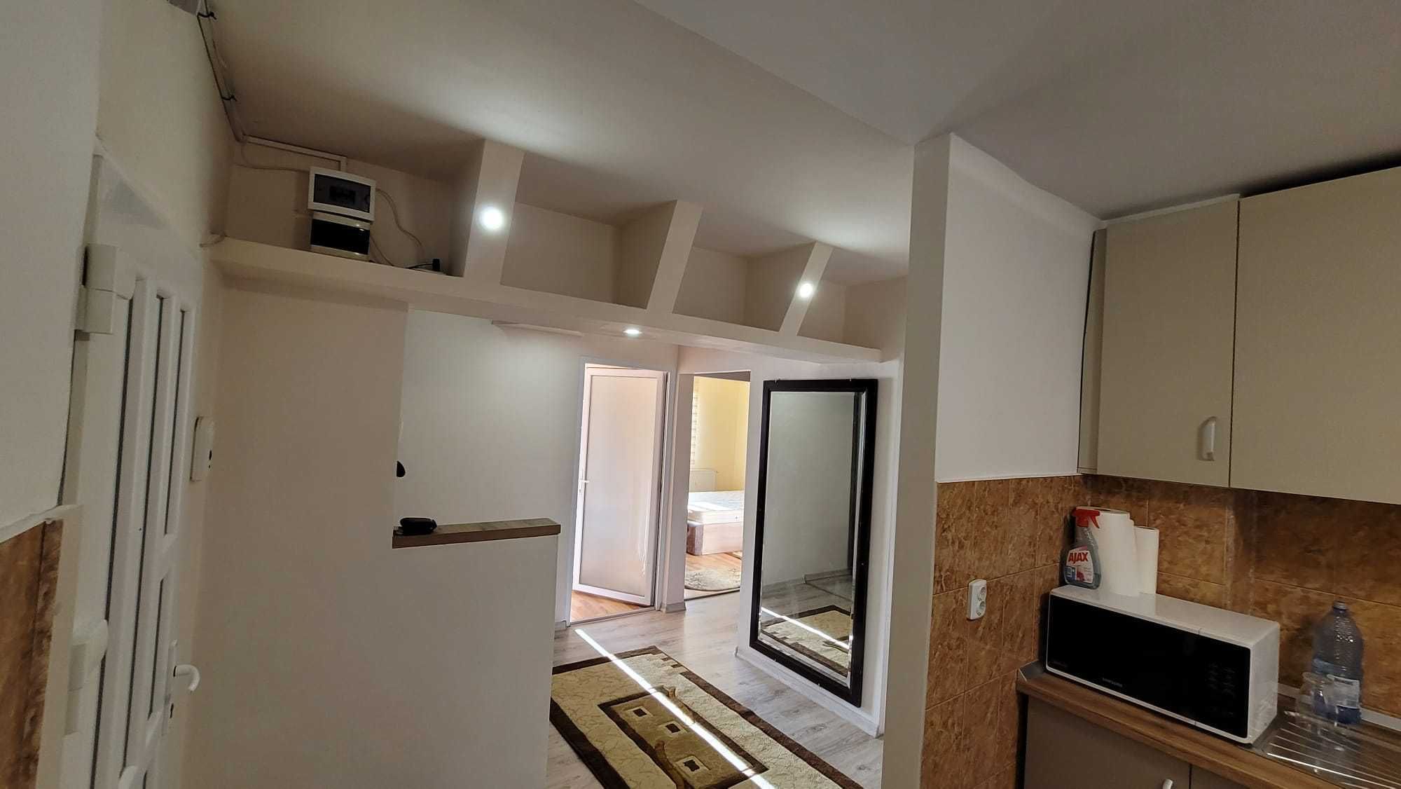 Inchiriez apartament 3 camere in Dej, cartier 1 Mai