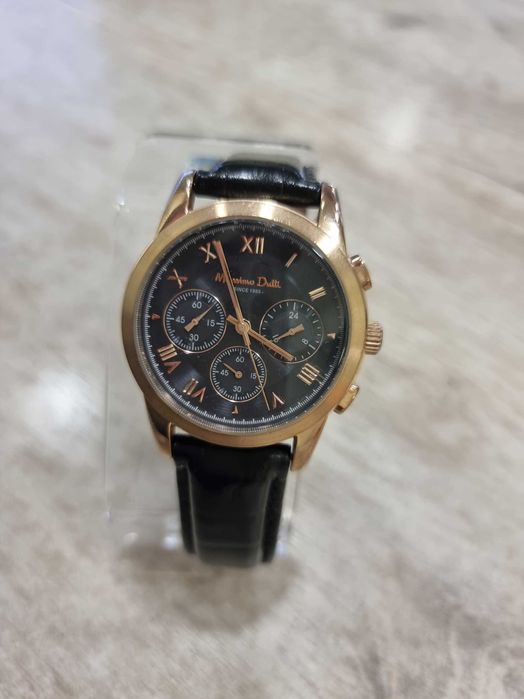 Часовник Massimo Dutti