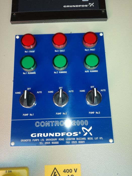 Управление за напорни помпи Grundfos