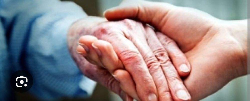 Ofer servicii îngrijire persoane varsnice