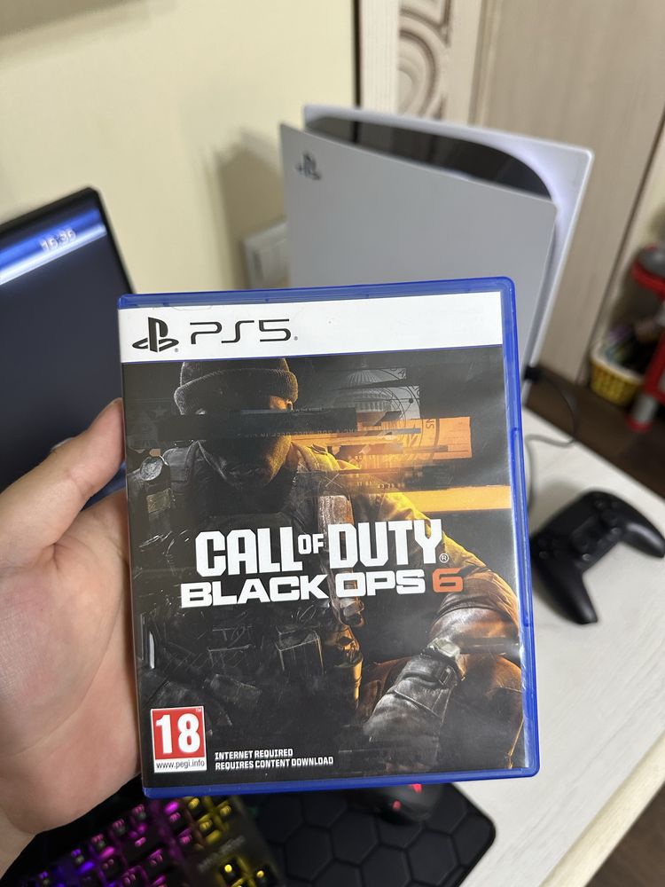 Продаю PS5 с играми