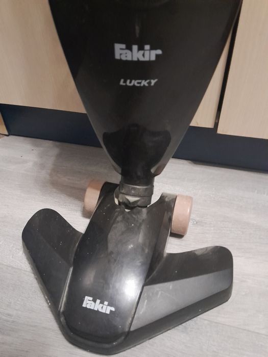 Aspirator multifuncțional  Fachir Luchi ci fir