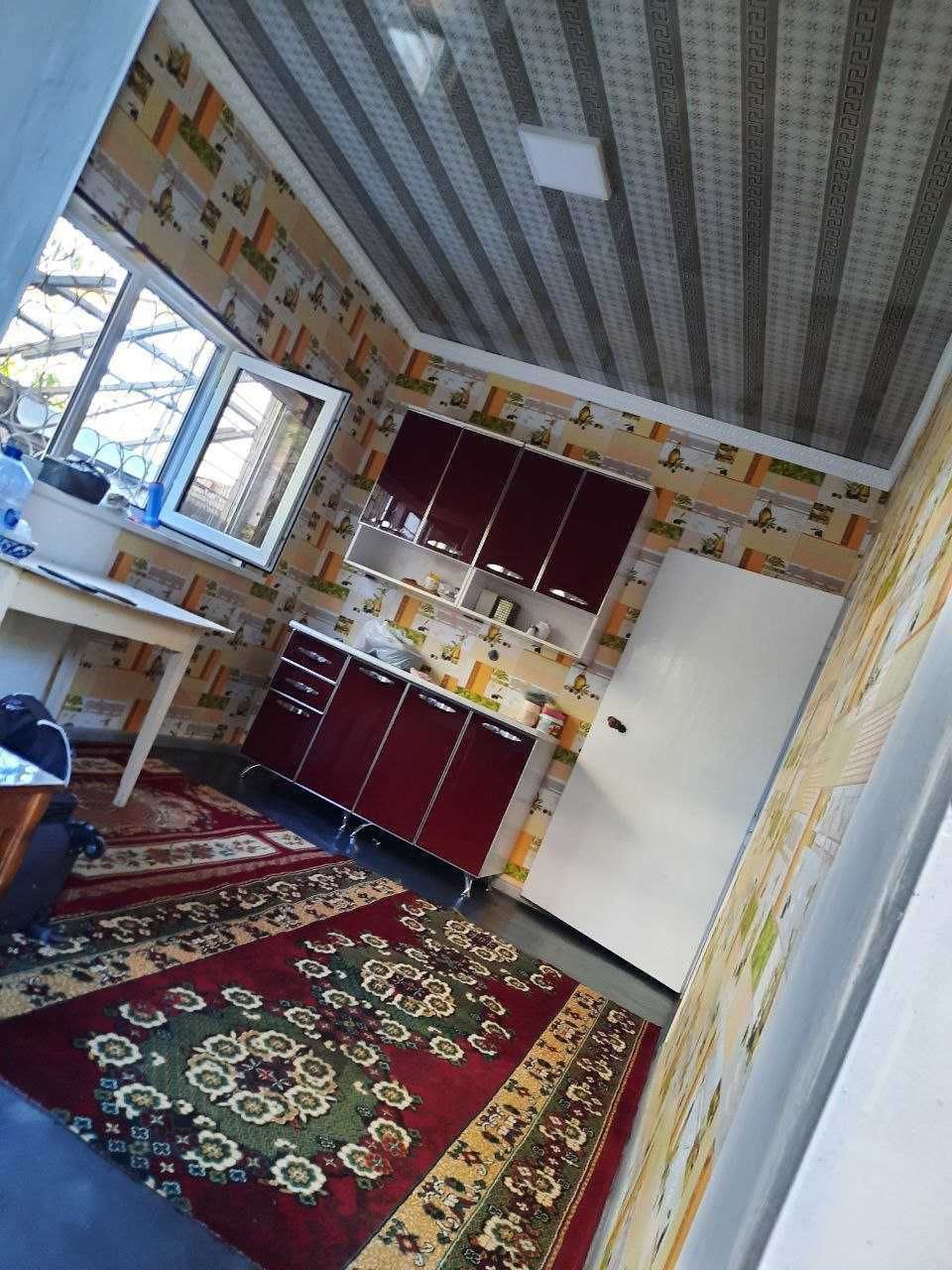 Zarafshondan dacha sotiladi