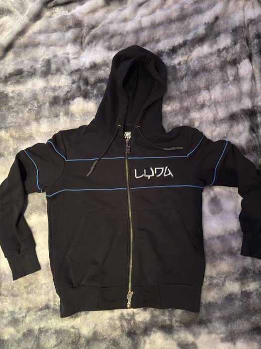 Луда суичер мн рядък