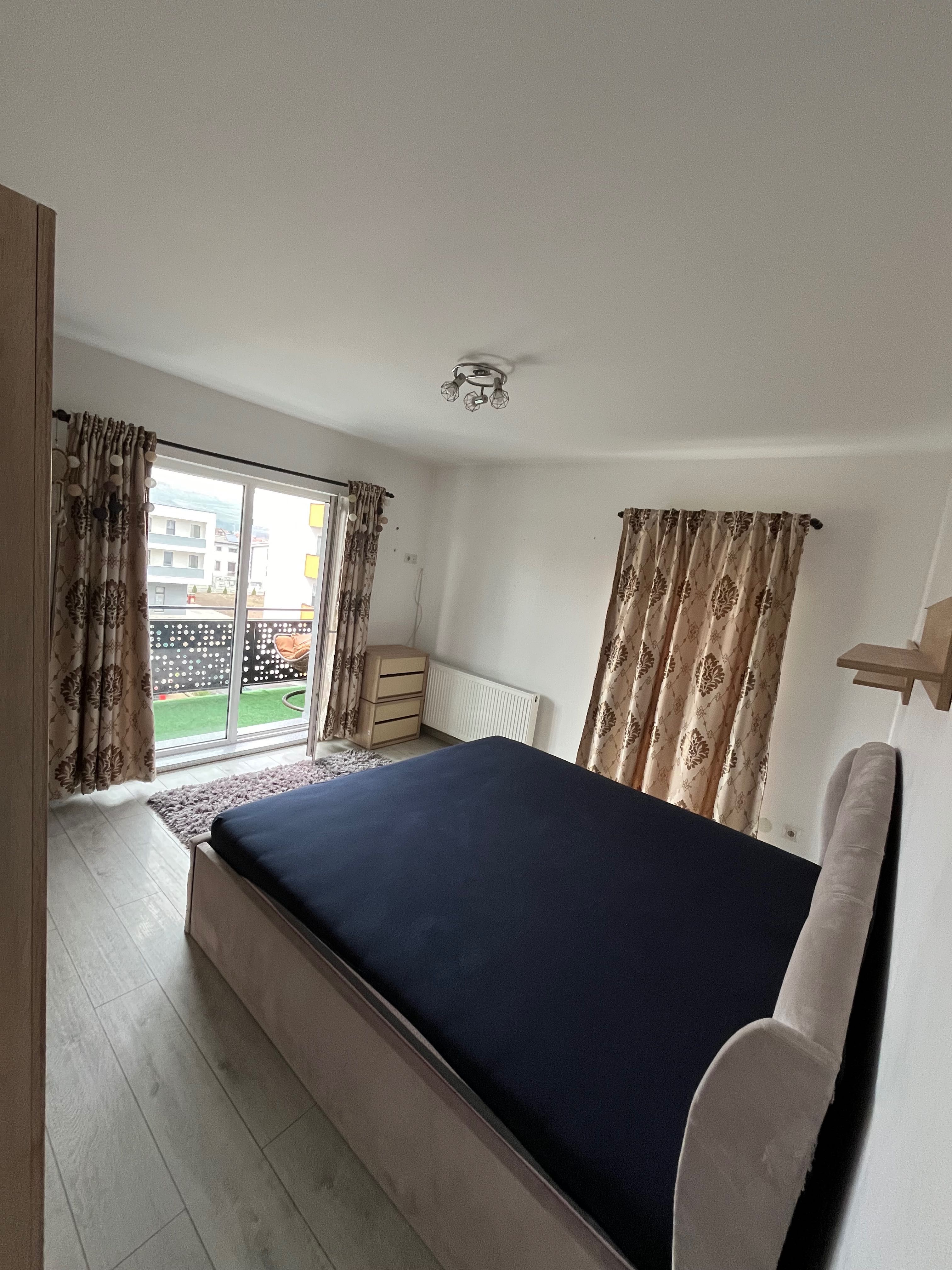 Vând apartament 3 camere Florești