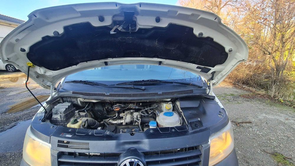 VW T5 Transporter 5+1 locuri