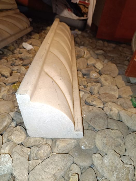 Stalpi de marmura 2 bucati, pret pe set