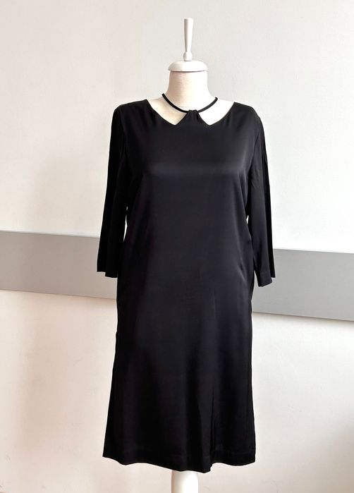 FAM авангардна нтереса черна рокля