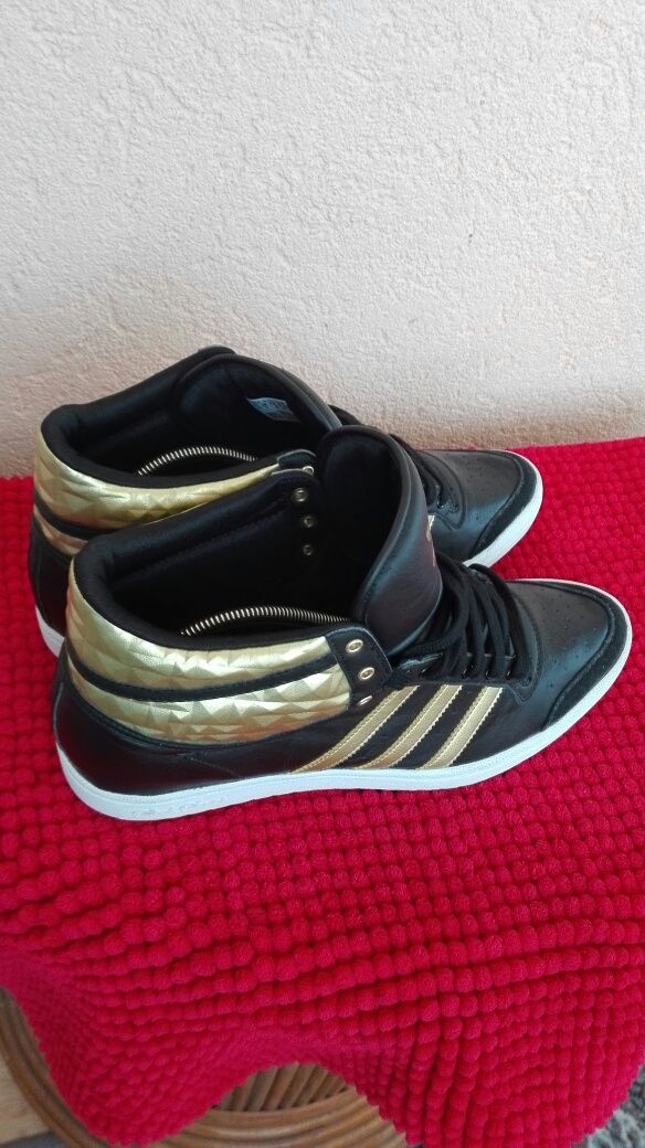 Bascheti Adidas noi nr 42 piele