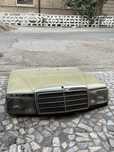 Mersedes Benz W124 farasi bilan kapoti sotiladi