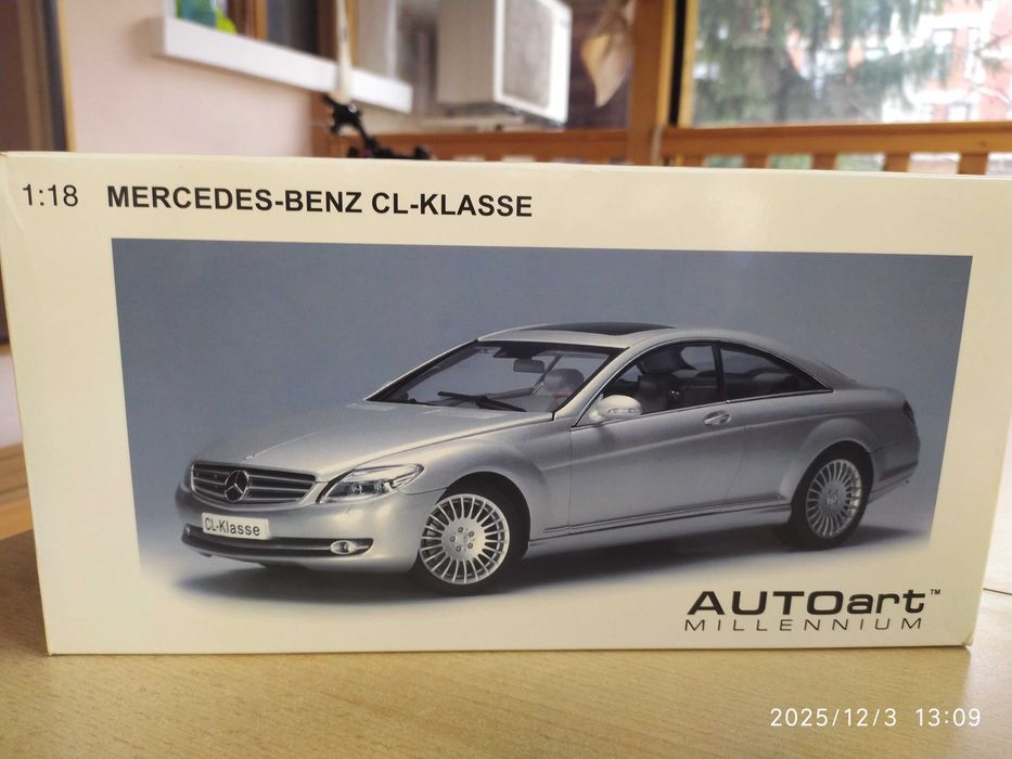 1:18 Mercedes-Benz CL Class C216 Autoart Millennium