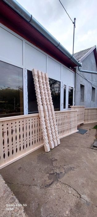 Panouri si stalpi pentru terase