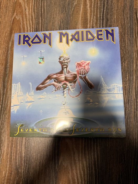 Продавам чисто нови грамофонни плочи