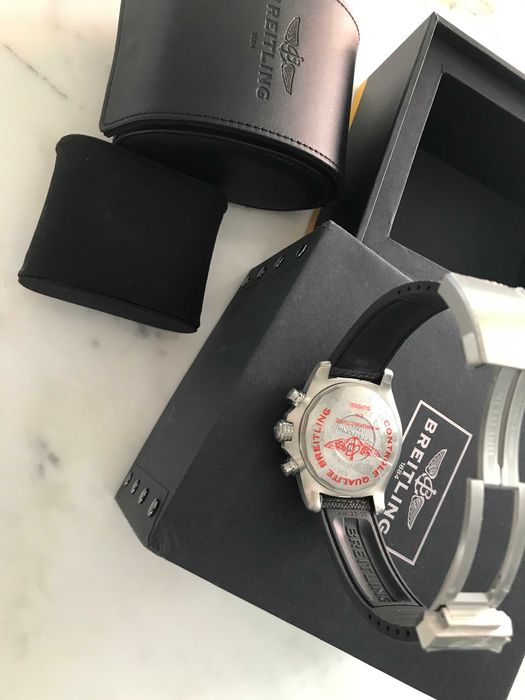 Breitling Chronograph Avenger Bandit Titanium E13383 45 mm