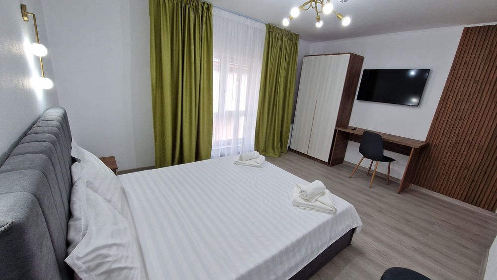 Închiriez camere cu regim hotelier