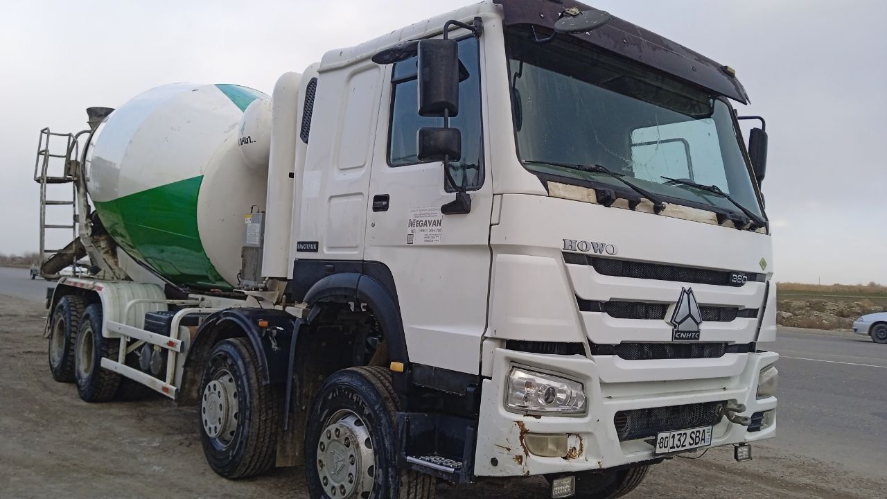 Бетонамешалка 12м.куб HOWO 2019 метан