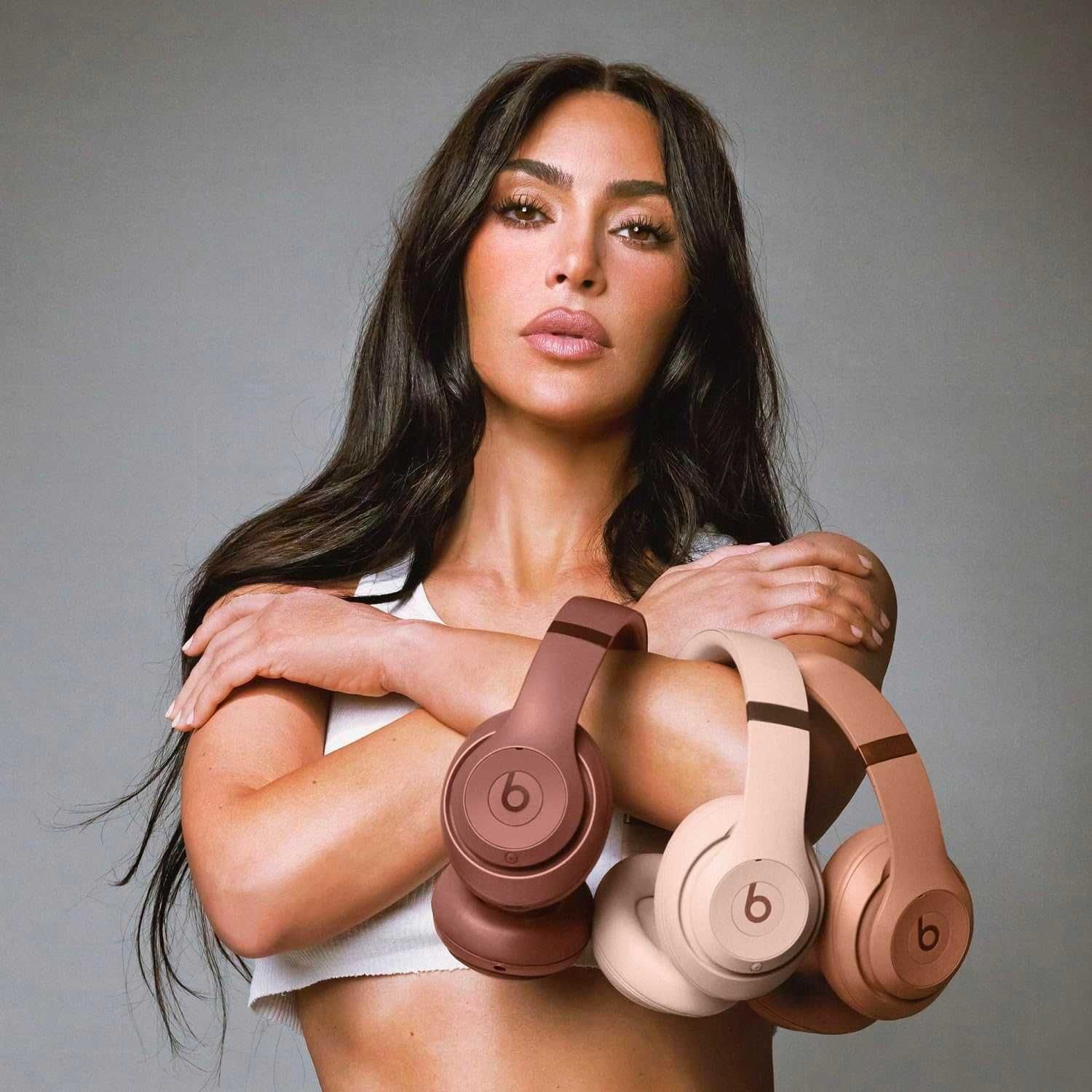 Беспроводные наушники Beats Studio Pro x Kim Kardashian! Новые!