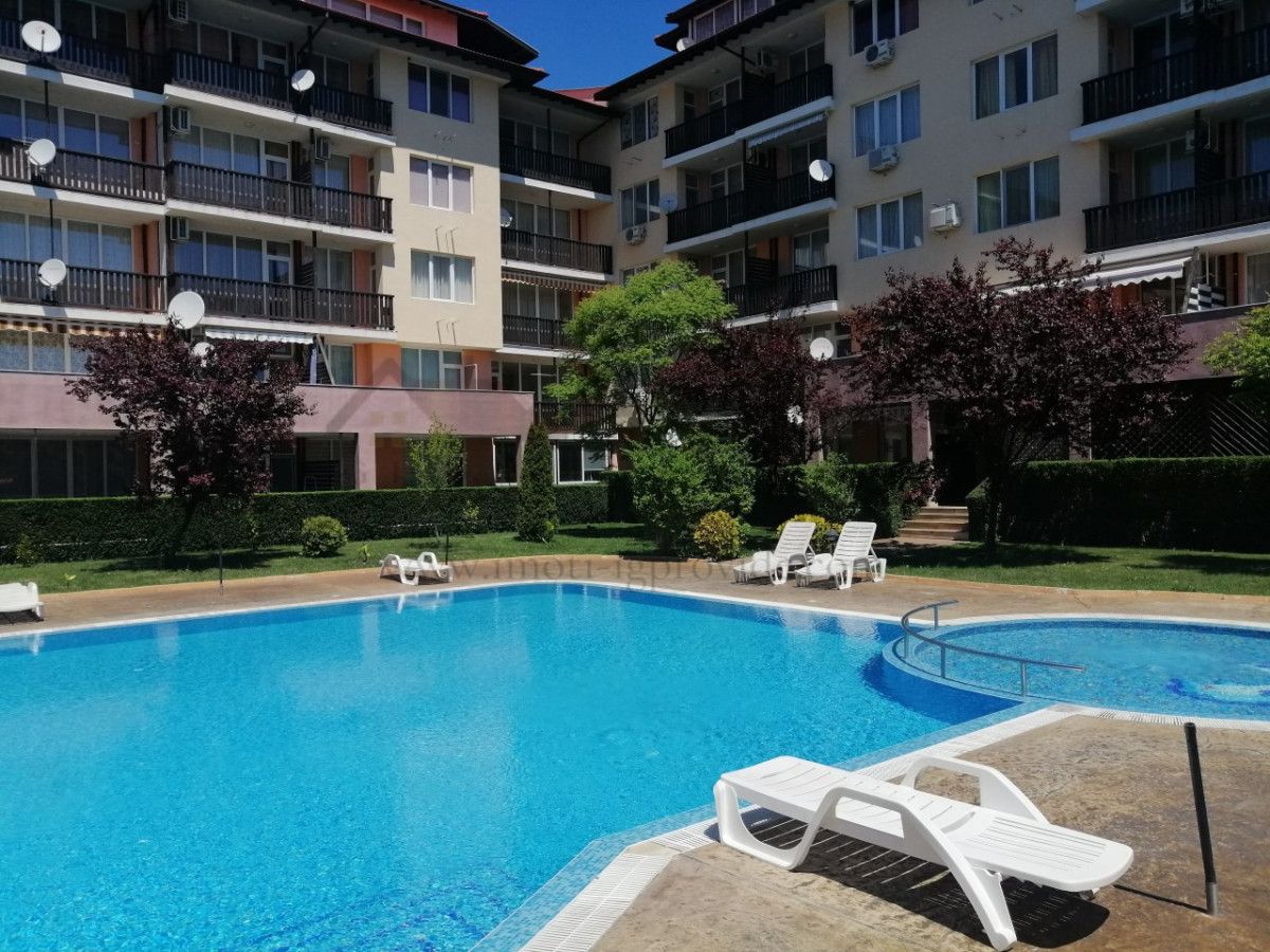Продава се Двустаен апартамент в Ахелой - 72 кв.м за 911 €/кв.м - Снимка #12