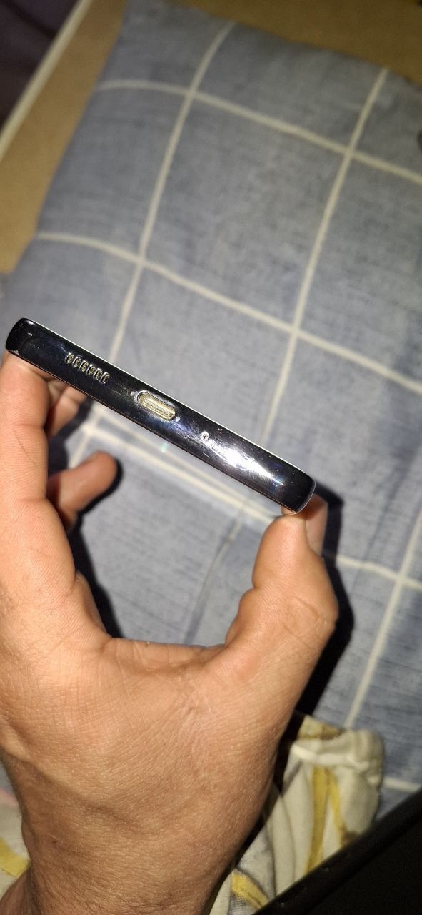 A 73 5G Sotiladi