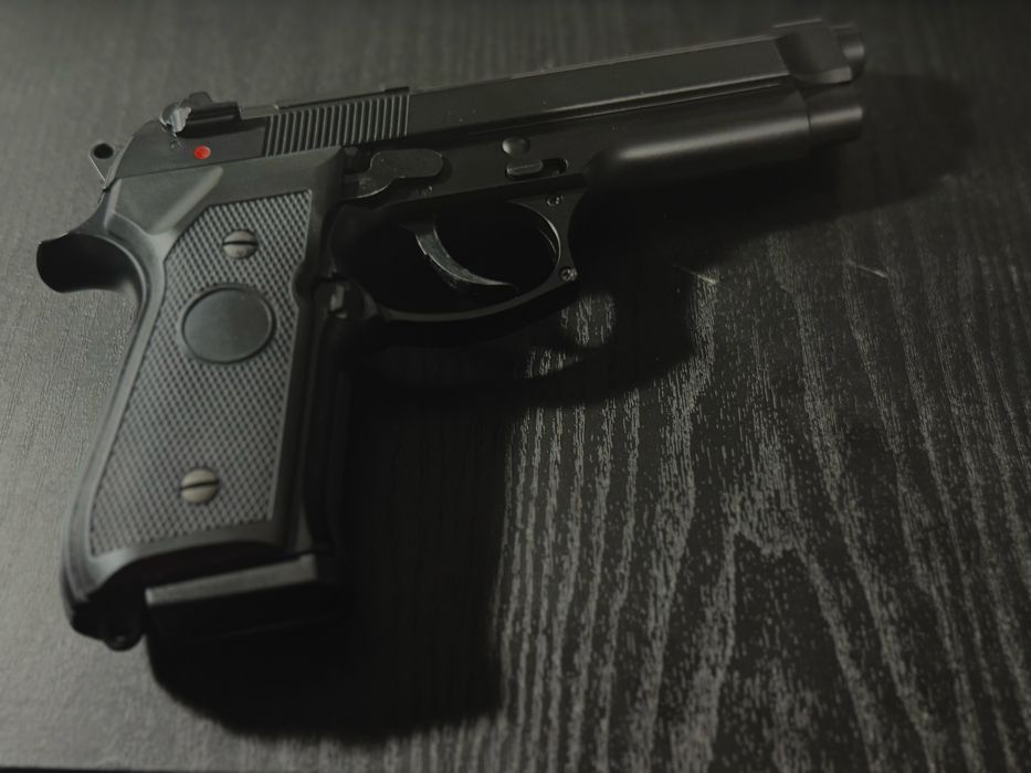 Replica Airsoft PISTOL BERETTA STTi gas M92F