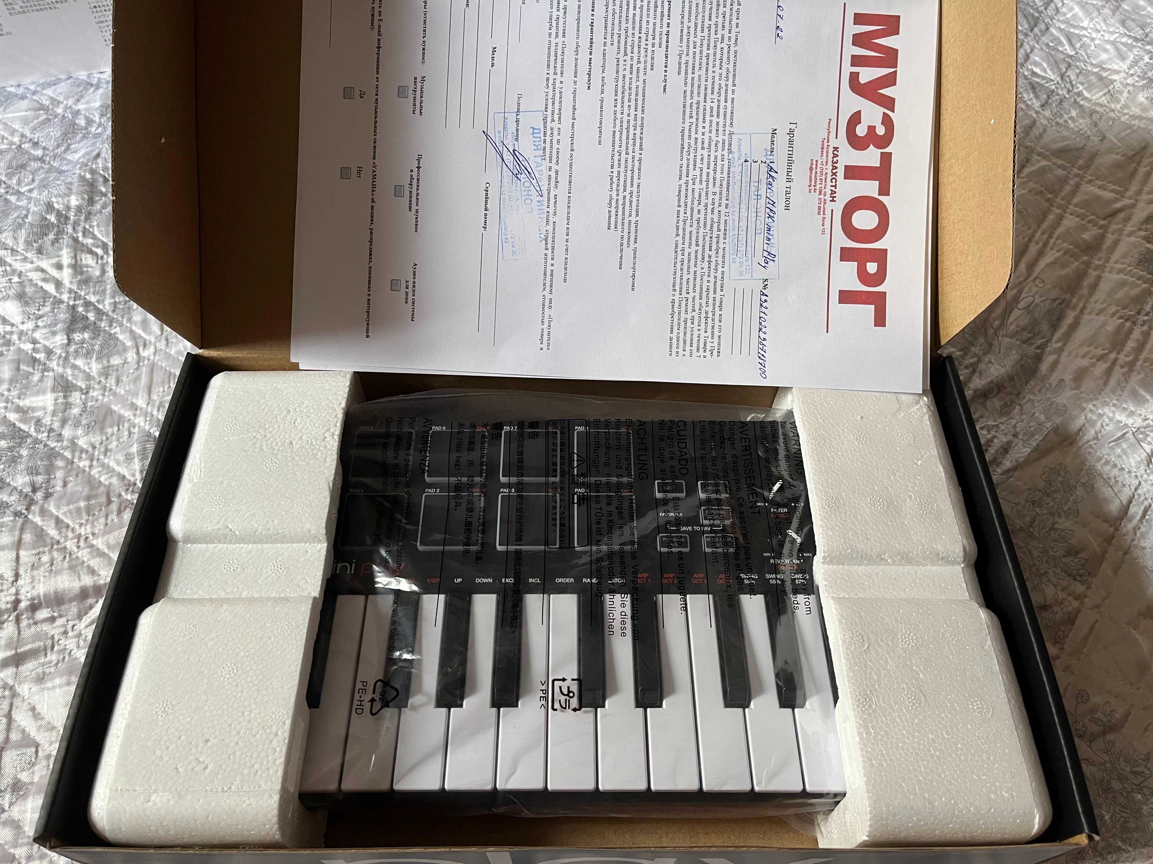 Akai mpk mini play usb/midi-клавиатура контроллер