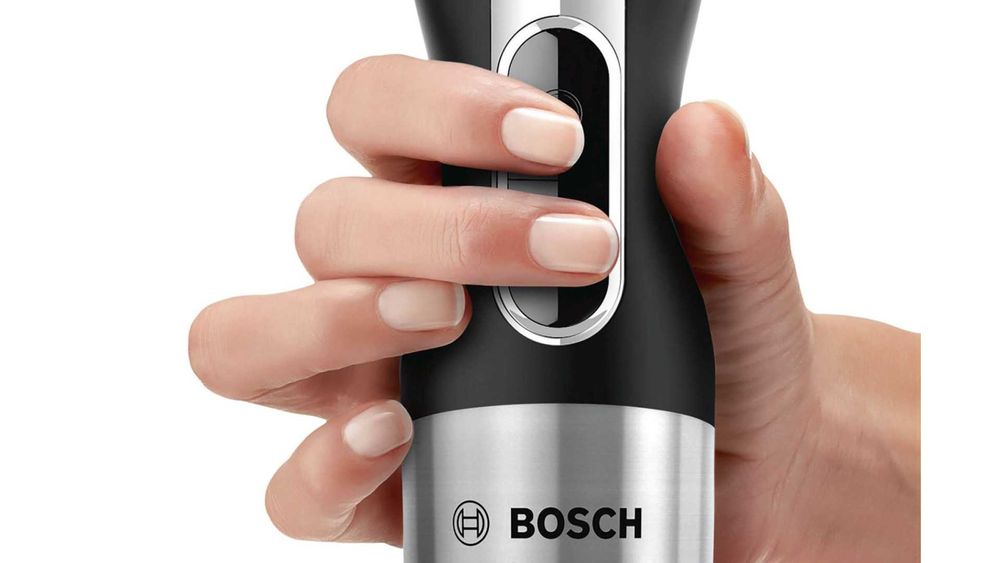 Пасатор BOSCH ErgoMixx Style 1000W MS64M6170 сет чопър, бъркалки, купа