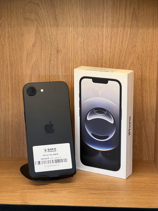 Айфон 16е черный 14-цикл