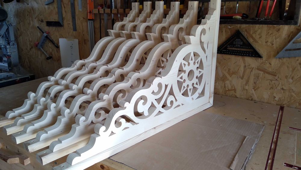 Ornament coltar, consola pt terasa foisor  la imbinare stalp grinda