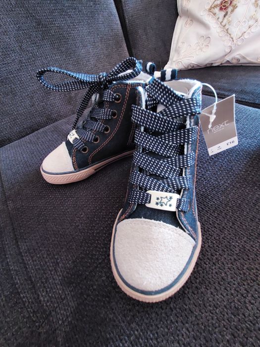 Нови маркови Кецове Next 24 номер